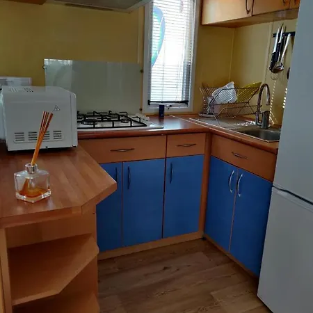 Kemping Mobil-home Confort - Dans Le Camping De Mussonville *