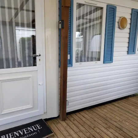 Mobil-home Confort - Dans Le Camping De Mussonville Kemping